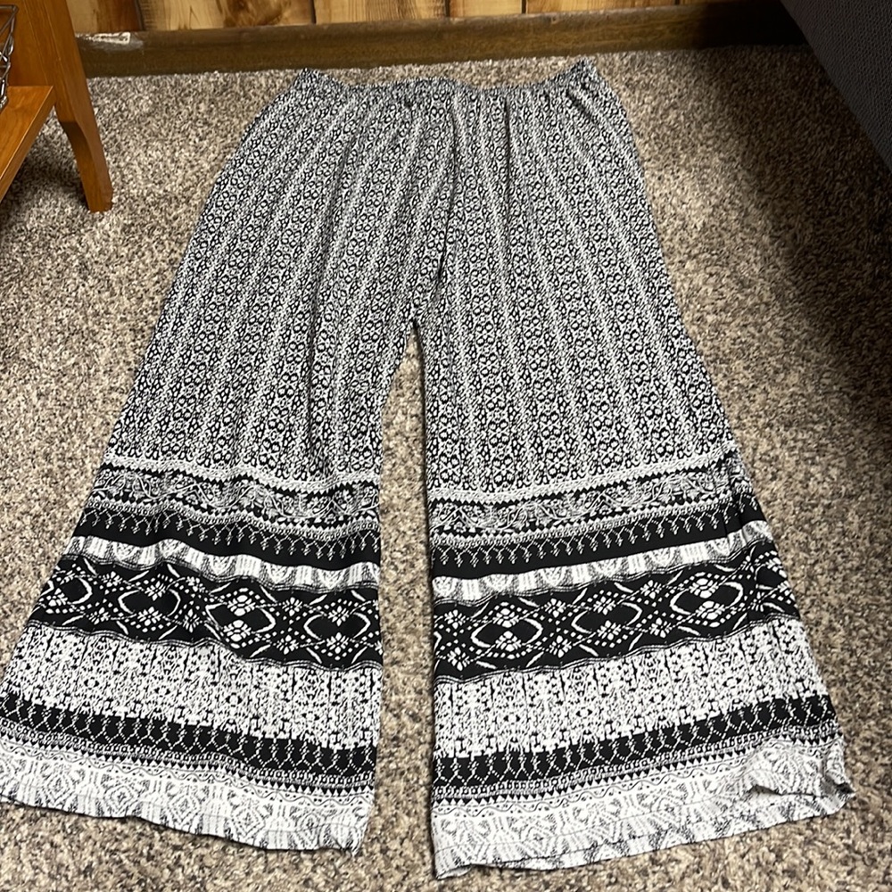 Patterned Pants - Picture 2 of 2